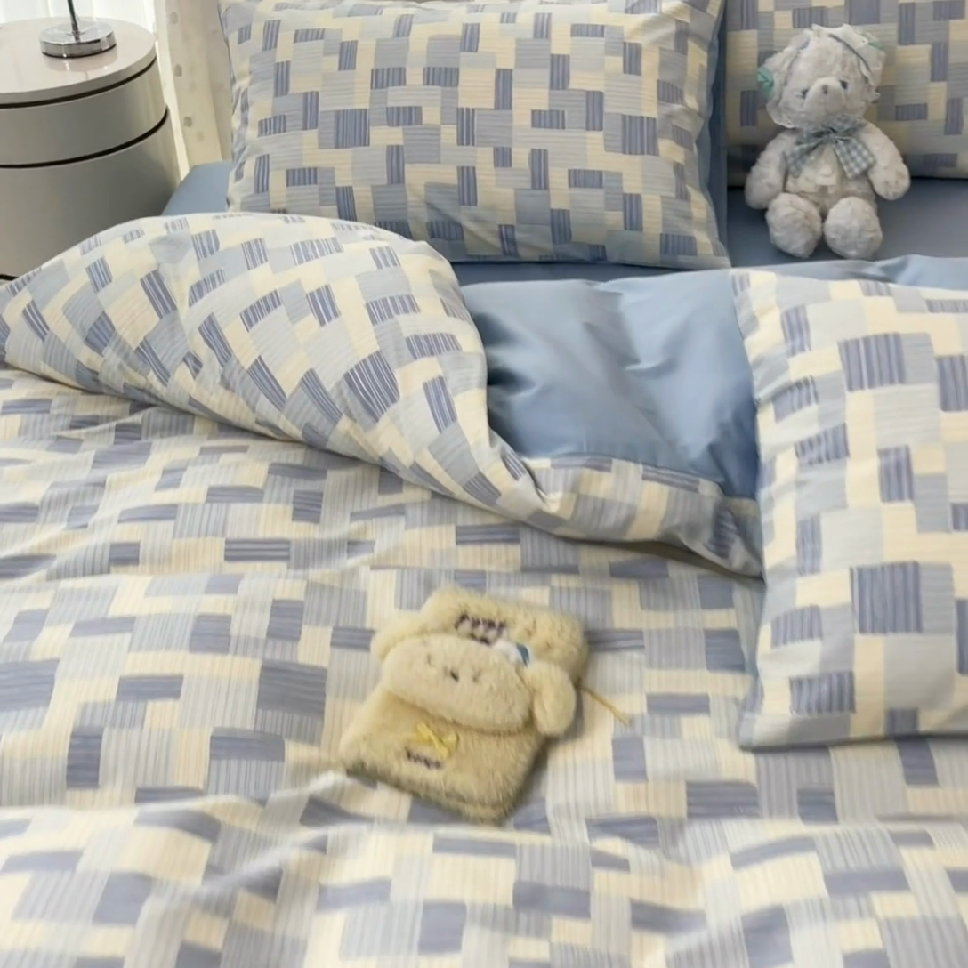 91家纺网 家纺一手货源 找家纺 晨希家居 2025新款全棉卡通活性印花四件套-子影