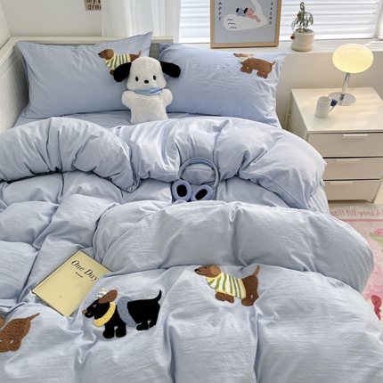 91家纺网 家纺一手货源 找家纺 （总）港岛妹妹  2025新款毛巾绣 四件套