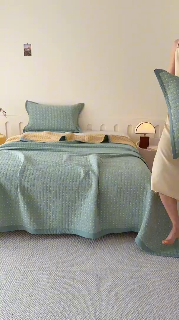 91家纺网 家纺一手货源 找家纺 棠薇家纺  2025新款北欧风盖毯毛巾被 星空绿