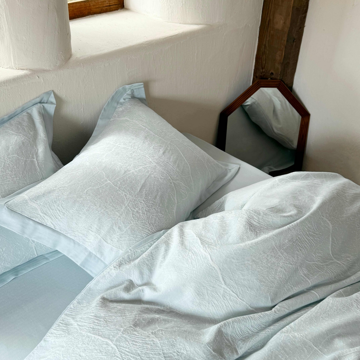 91家纺网 家纺一手货源 找家纺 云上 2025全棉提花床品系列·冰裂   色织冰裂-蓝