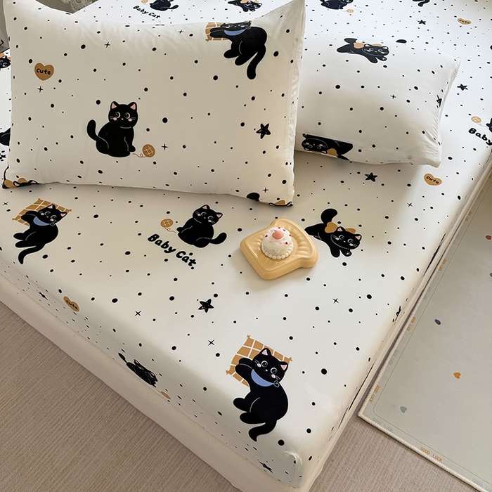 91家纺网 家纺一手货源 找家纺 十一家居 2025新款ins韩系卡通印花亲肤水洗棉床笠 波点小猫