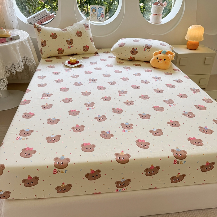 91家纺网 家纺一手货源 找家纺 十一家居 2025新款ins韩系卡通印花亲肤水洗棉床笠 奶芙小熊