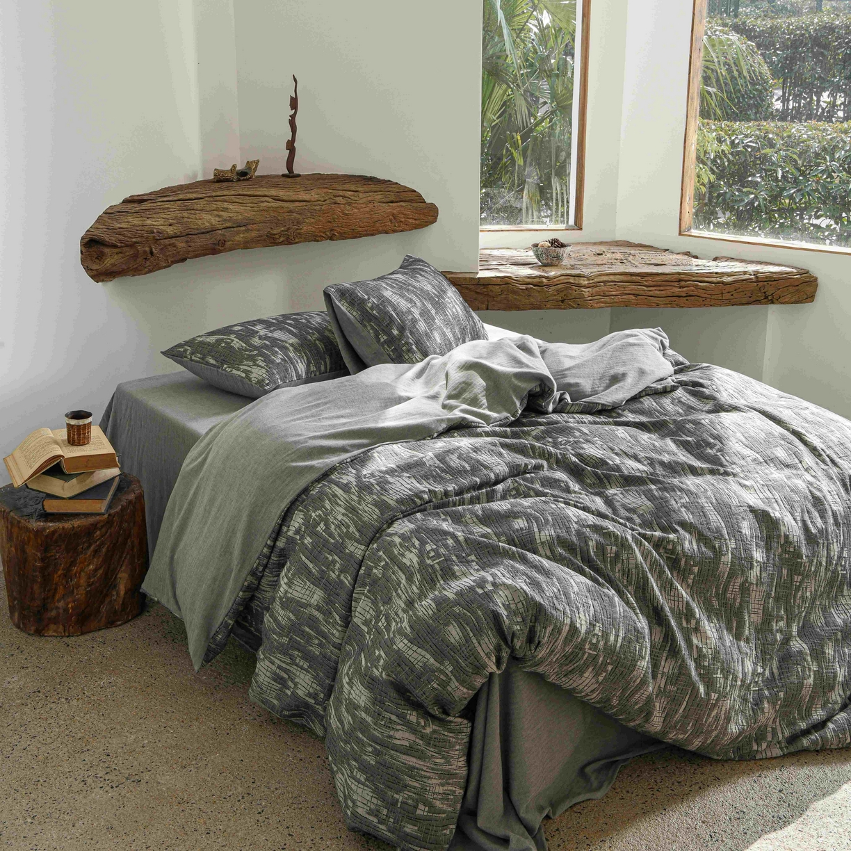 91家纺网 家纺一手货源 找家纺 云上 2025全棉色织大提花床品·侘寂潮汐   潮汐-黑灰