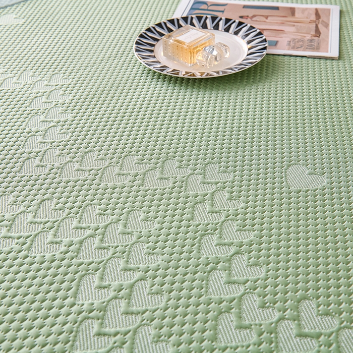 91家纺网 家纺一手货源 找家纺 尚品凤凰2025新款凉感床裙渐变色豆豆席床裙凉席直角席 凉席席子 爱心直角  绿