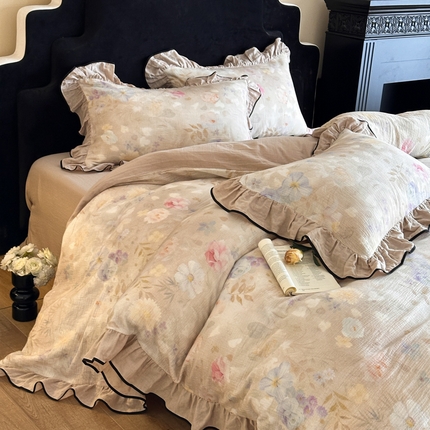 91家纺网 家纺一手货源 找家纺 （总）索飞特家纺 2025新款全棉纯棉双层法式皱皱纱数码印花四件套