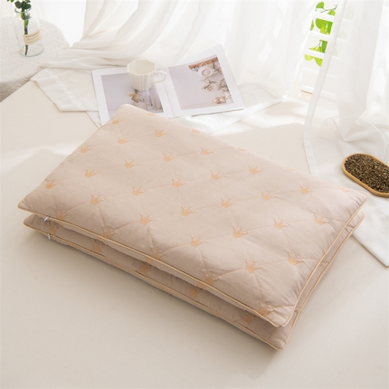 91家纺网 家纺一手货源 找家纺 （总）仁宇枕业 2025新款粉色全王冠荞麦枕头枕芯