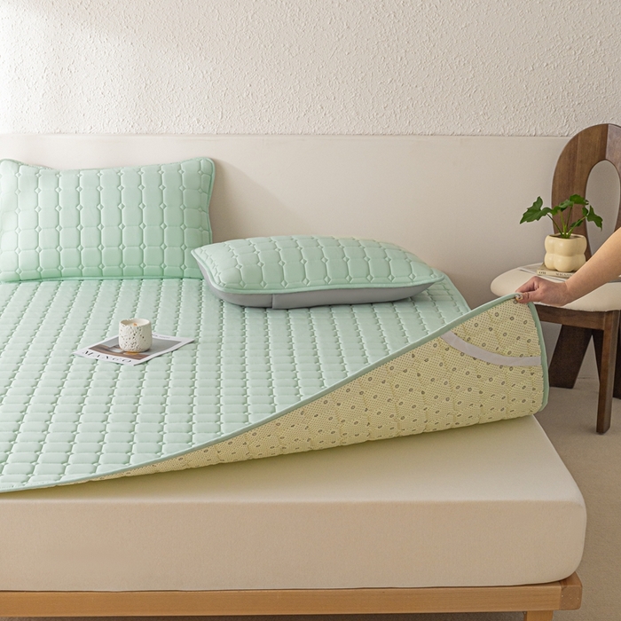 91家纺网 家纺一手货源 找家纺 欧邦 2025春夏新款四季款无印风纯色水洗棉床褥榻榻米床垫 床垫-浅绿