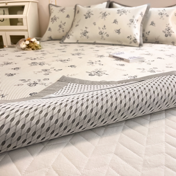 91家纺网 家纺一手货源 找家纺 典曼家纺 2025新款600D数码印花冰藤席席子凉席-床席款 时光清浅