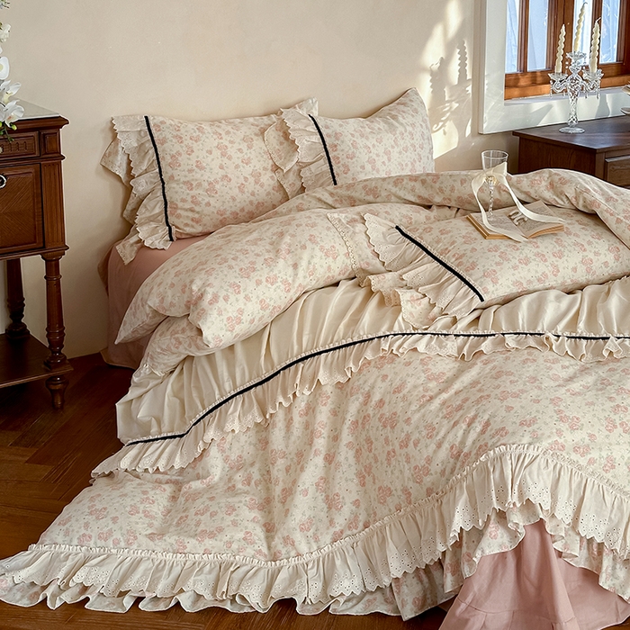 91家纺网 家纺一手货源 找家纺 婳庭家居 2025新款双层纱褶皱花边款四件套 玫瑰故事