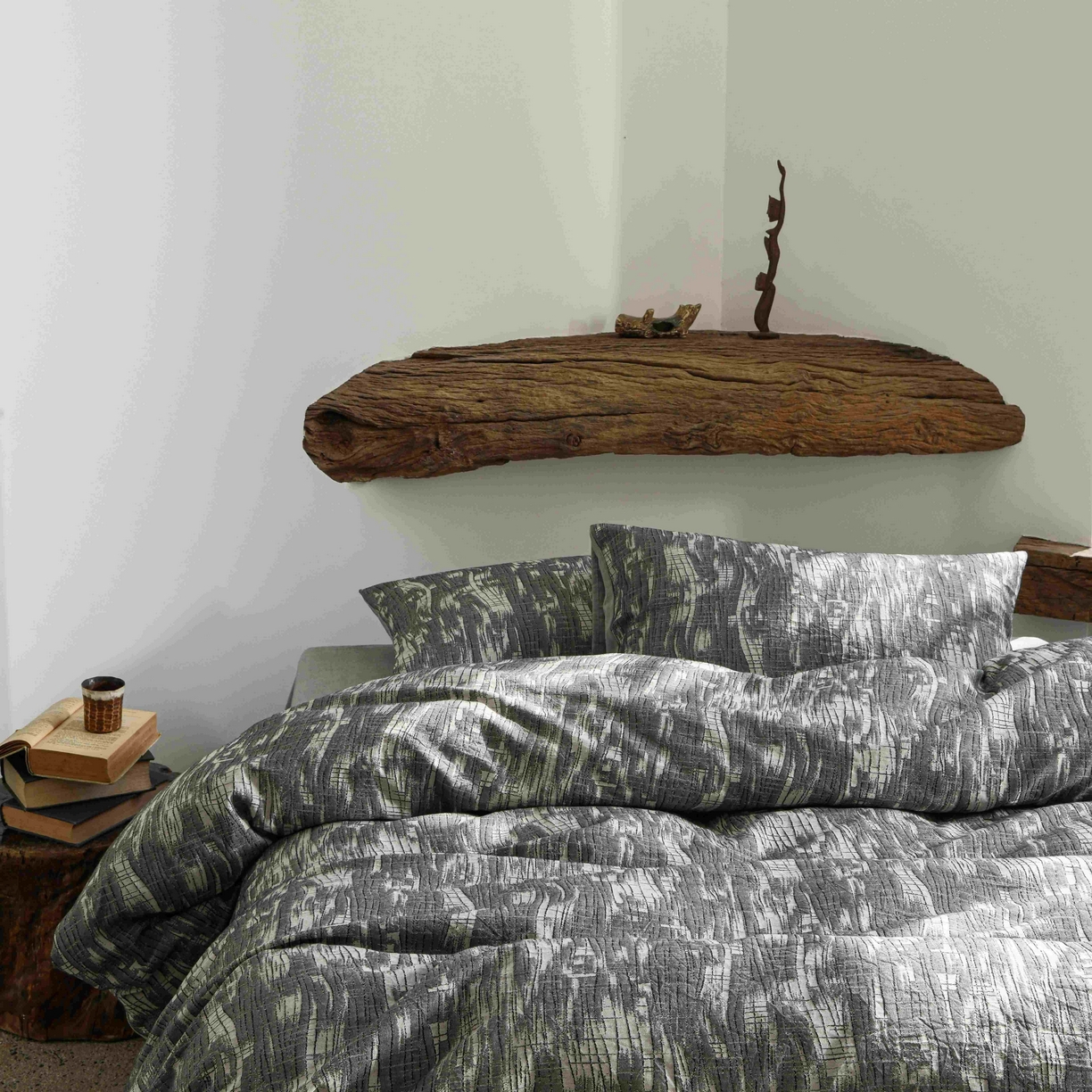 91家纺网 家纺一手货源 找家纺 云上 2025全棉色织大提花床品·侘寂潮汐   潮汐-黑灰