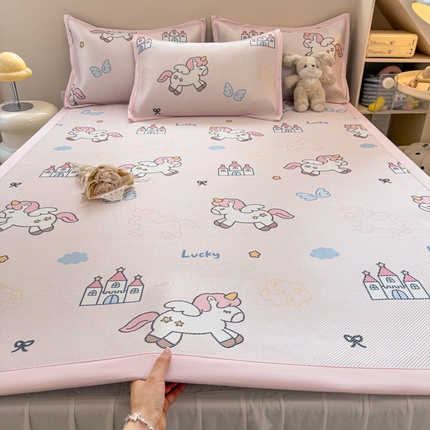 91家纺网 家纺一手货源 找家纺 （总）典曼家纺 2025新款600D数码印花冰藤席席子凉席-床席款