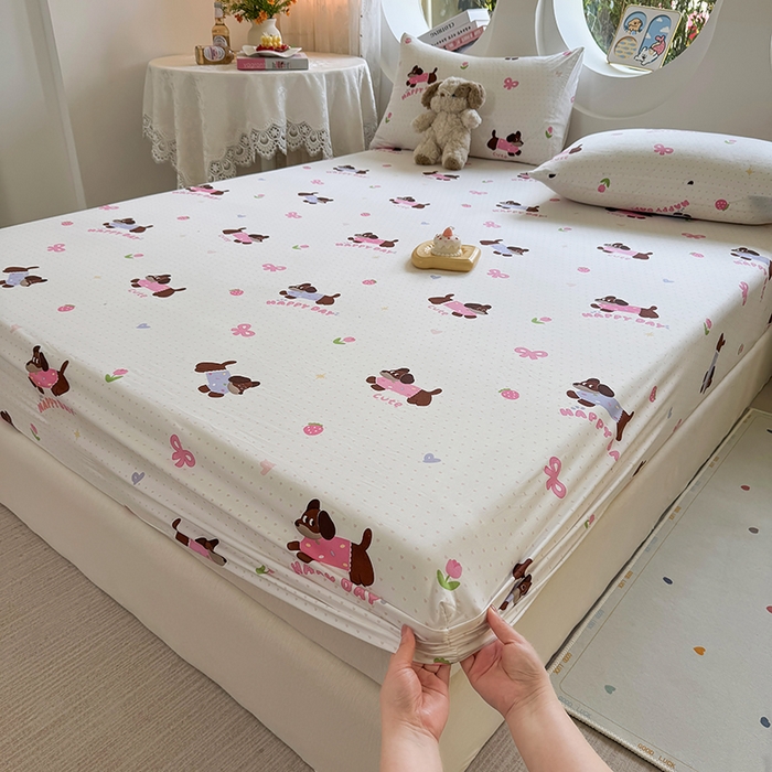 91家纺网 家纺一手货源 找家纺 十一家居 2025新款ins韩系卡通印花亲肤水洗棉床笠 欢乐伙伴