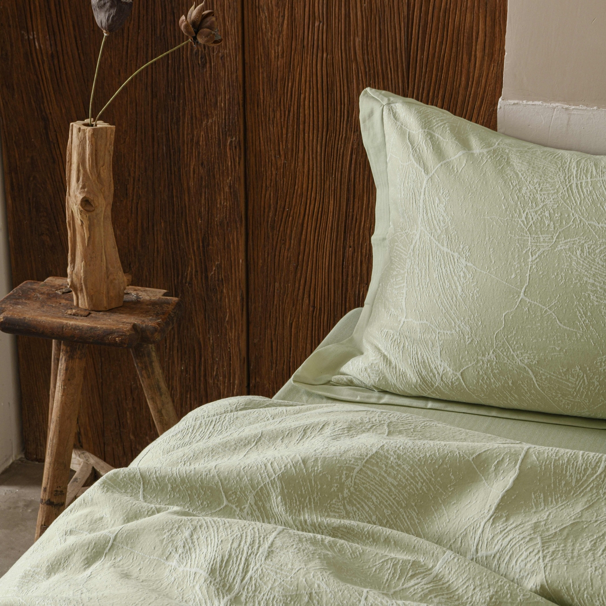 91家纺网 家纺一手货源 找家纺 云上 2025全棉提花床品系列·冰裂   色织冰裂-绿