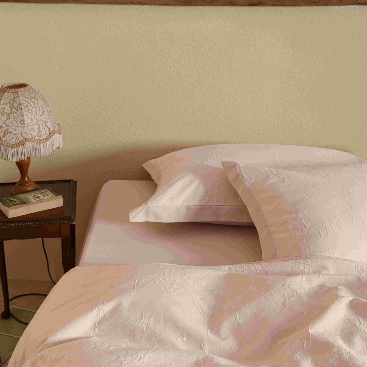 91家纺网 家纺一手货源 找家纺 云上 2025全棉提花床品系列·风铃 风铃-粉