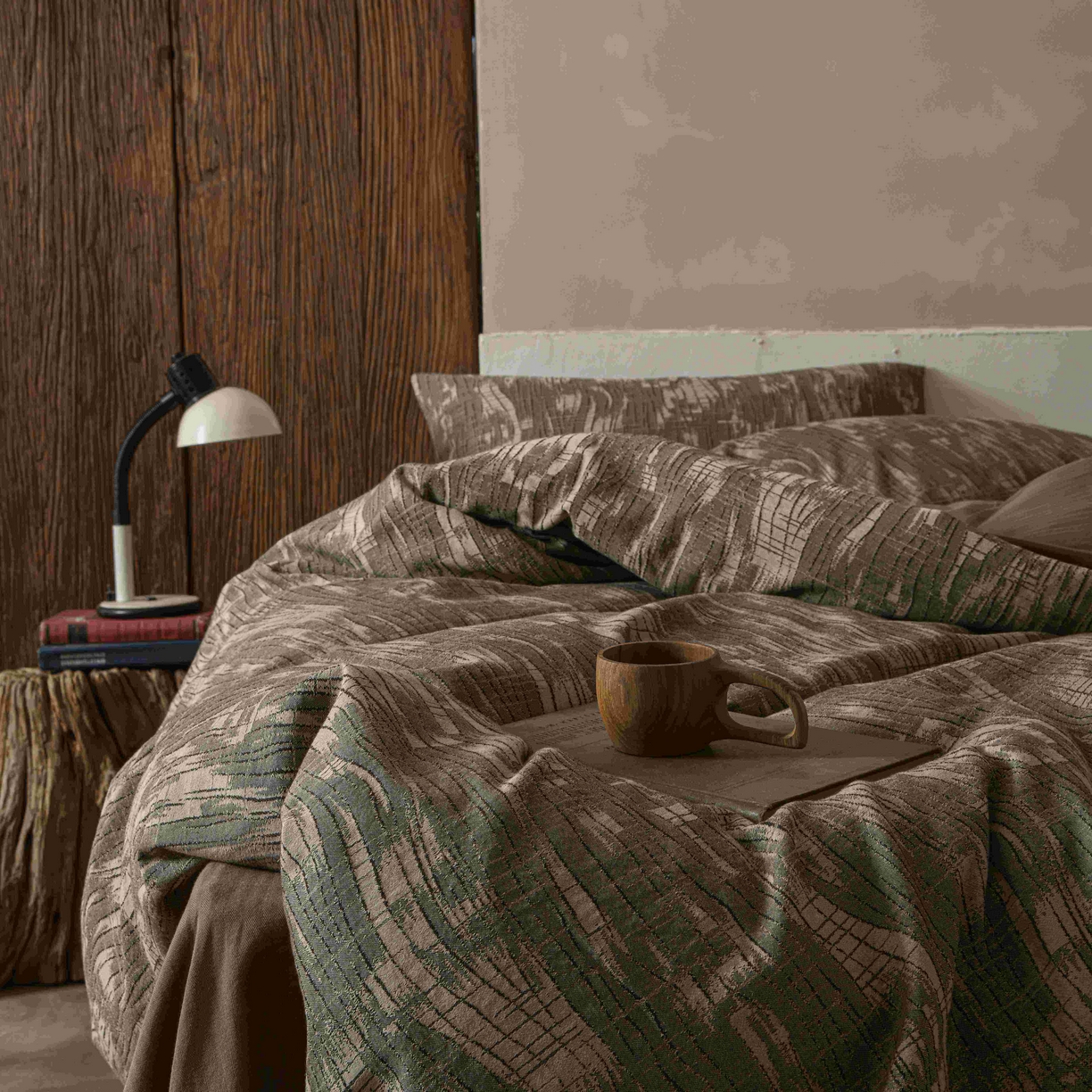 91家纺网 家纺一手货源 找家纺 云上 2025全棉色织大提花床品·侘寂潮汐   潮汐-金