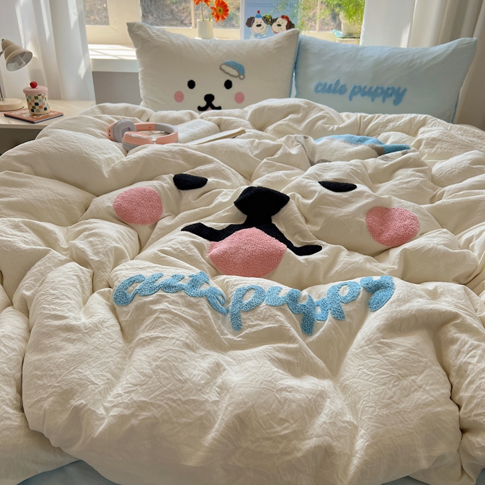 91家纺网 家纺一手货源 找家纺 （总）顾里家纺 2025新款甜系表情包云朵棉毛巾绣四件套