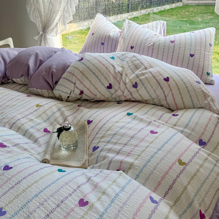 91家纺网 家纺一手货源 找家纺 王朝国际 2025新款直播热款有氧提花有氧双层纱碎花单被套 紫爱心