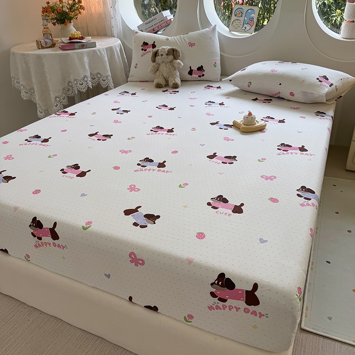 91家纺网 家纺一手货源 找家纺 十一家居 2025新款ins韩系卡通印花亲肤水洗棉床笠 欢乐伙伴