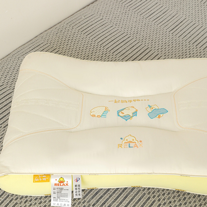91家纺网 家纺一手货源 找家纺 （总）2025新款一起躺平鸭亲子枕头 莱赛尔超柔护颈可爱枕头