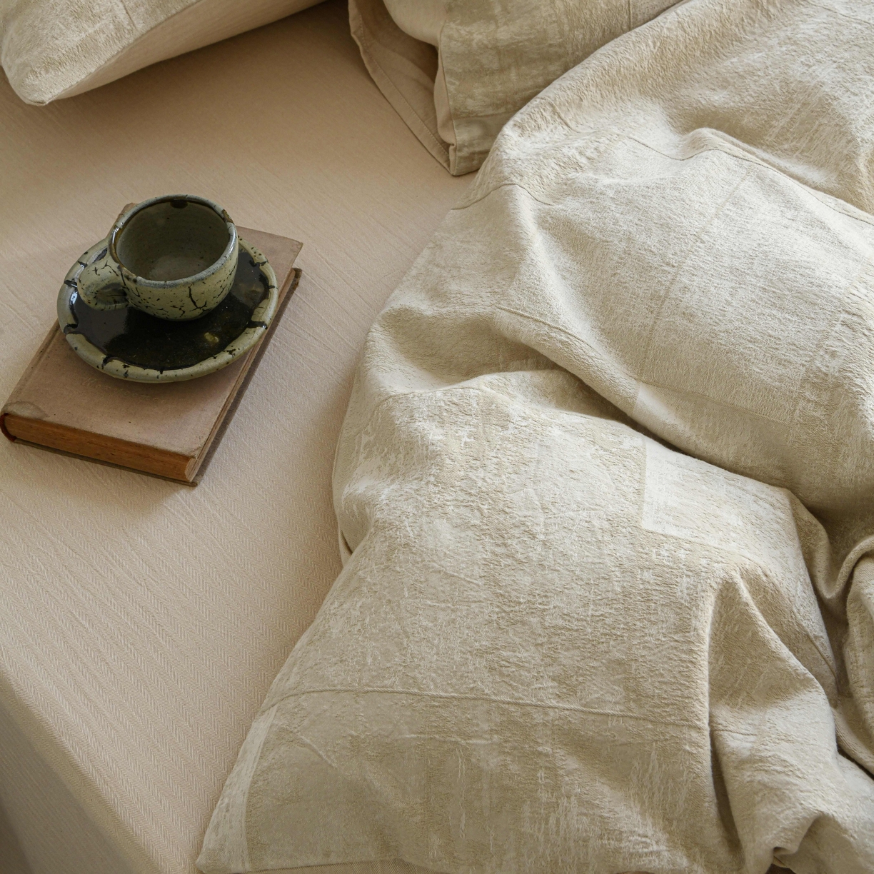 91家纺网 家纺一手货源 找家纺 云上 2025全棉色织大提花床品·侘寂空间   空间-米