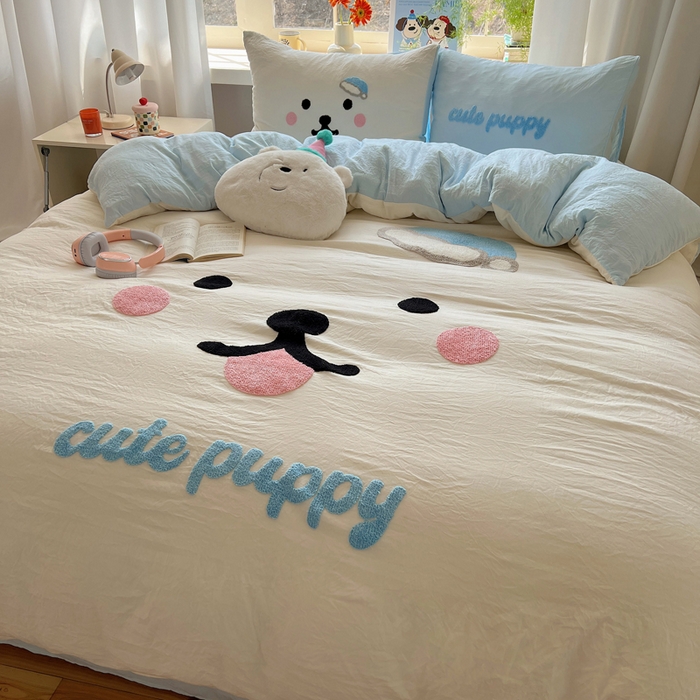 91家纺网 家纺一手货源 找家纺 （总）顾里家纺 2025新款甜系表情包云朵棉毛巾绣四件套