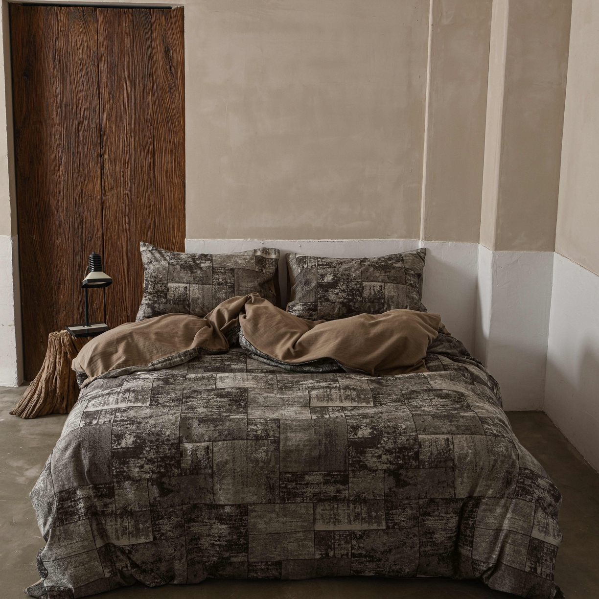 91家纺网 家纺一手货源 找家纺 云上 2025全棉色织大提花床品·侘寂空间   空间-金