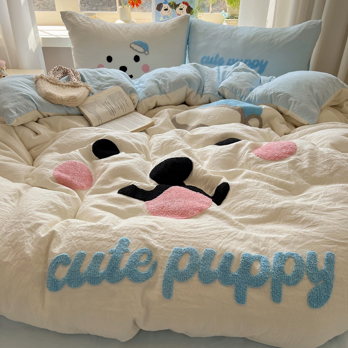 91家纺网 家纺一手货源 找家纺 （总）顾里家纺 2025新款甜系表情包云朵棉毛巾绣四件套