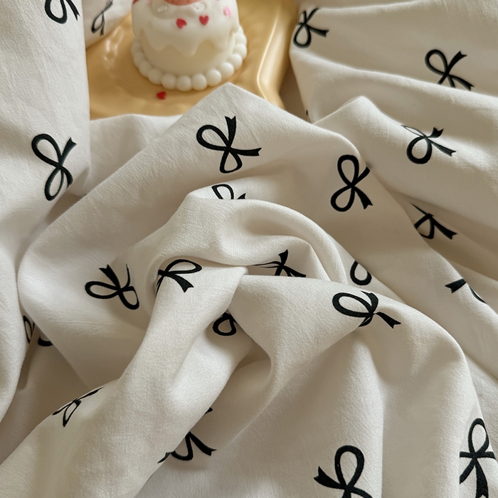 91家纺网 家纺一手货源 找家纺 十一家居 2025新款ins韩系卡通印花亲肤水洗棉床笠 黑色可颂