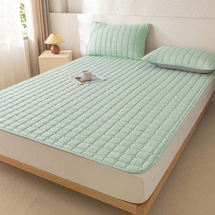 91家纺网 家纺一手货源 找家纺 欧邦 2025春夏新款四季款无印风纯色水洗棉床褥榻榻米床垫 床垫-浅绿