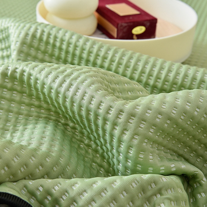 91家纺网 家纺一手货源 找家纺 炫拼  2025新款A类凉豆豆华夫格卡通绣花床笠款三件套 最靓的树