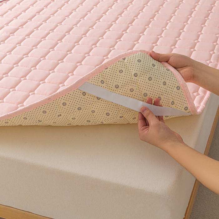 91家纺网 家纺一手货源 找家纺 欧邦 2025春夏新款四季款无印风纯色水洗棉床褥榻榻米床垫 床垫-粉玉