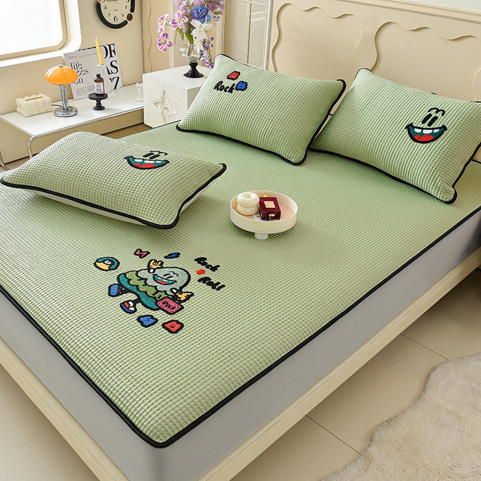 91家纺网 家纺一手货源 找家纺 炫拼  2025新款A类凉豆豆华夫格卡通绣花床笠款三件套 最靓的树