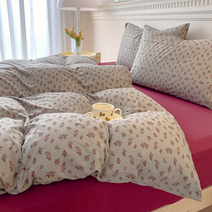 91家纺网 家纺一手货源 找家纺 伊嫚家居 新款日式新品全棉针织棉A类活性印花四件套天竺棉小碎花复古亲肤被罩床笠款套件 雅素栀子花