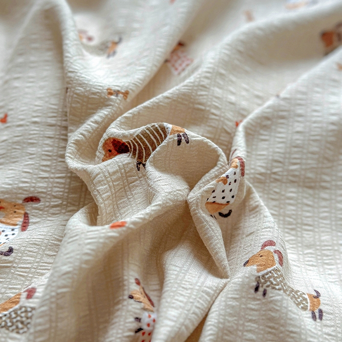 91家纺网 家纺一手货源 找家纺 王朝国际 2025新款直播热款有氧提花有氧双层纱碎花单被套 叮当汪