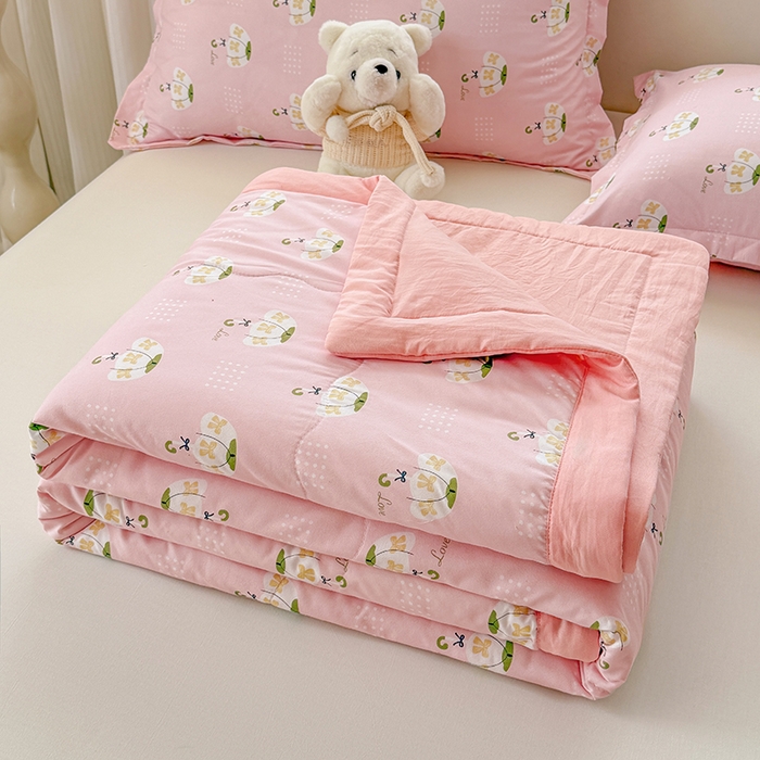 91家纺网 家纺一手货源 找家纺 雪鲨家纺  2025新款A类水洗棉夏被新疆棉花夏凉被空调被可机洗薄被子被芯 雨伞粉