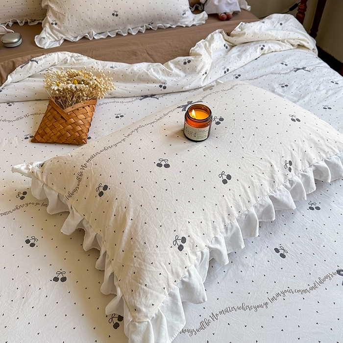 91家纺网 家纺一手货源 找家纺 （总）亿品家纺 2025新款直播韩版赫本风法式花边款夏被四件套（提供买家秀）