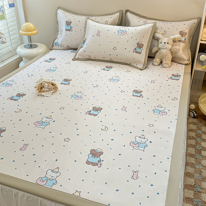 91家纺网 家纺一手货源 找家纺 典曼家纺 2025新款600D数码印花冰藤席席子凉席-床席款 睡意朦胧