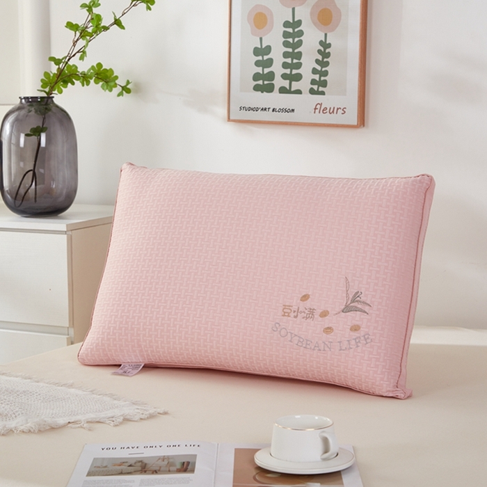 91家纺网 家纺一手货源 找家纺 （总）幸运草 豆小满热熔枕头 整张棉填充不变形可水洗可拆卸枕芯