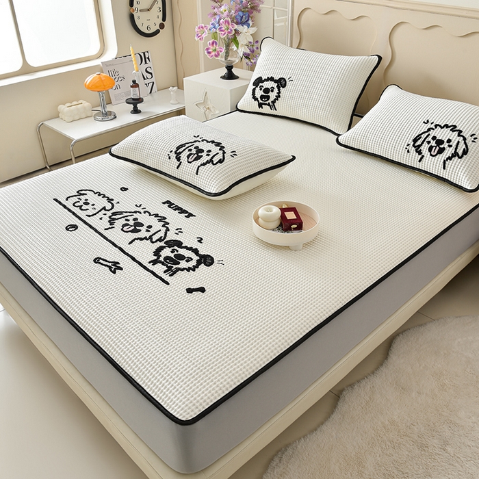 91家纺网 家纺一手货源 找家纺 炫拼  2025新款A类凉豆豆华夫格卡通绣花床笠款三件套 随意的狗