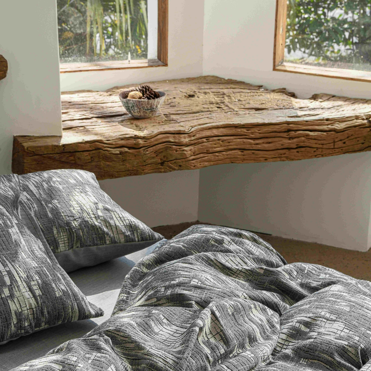 91家纺网 家纺一手货源 找家纺 云上 2025全棉色织大提花床品·侘寂潮汐   潮汐-黑灰