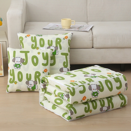 91家纺网 家纺一手货源 找家纺 铭宣家居 2025新增花型 亲肤柔软棉被抱枕被-字母小狗