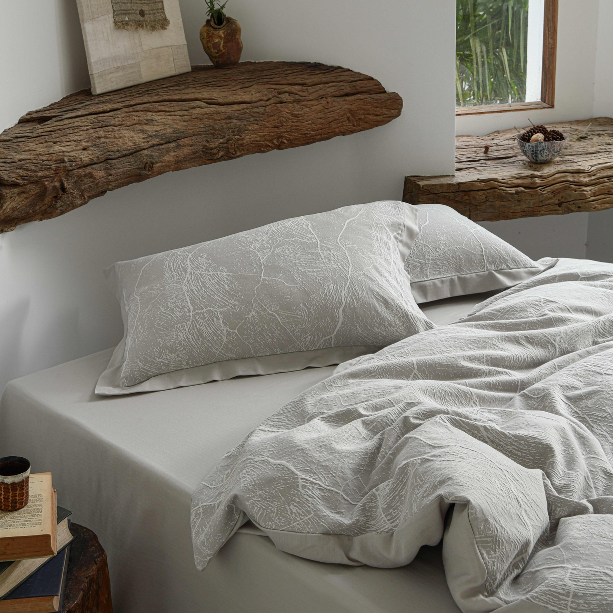 91家纺网 家纺一手货源 找家纺 云上 2025全棉提花床品系列·冰裂   色织冰裂-浅灰