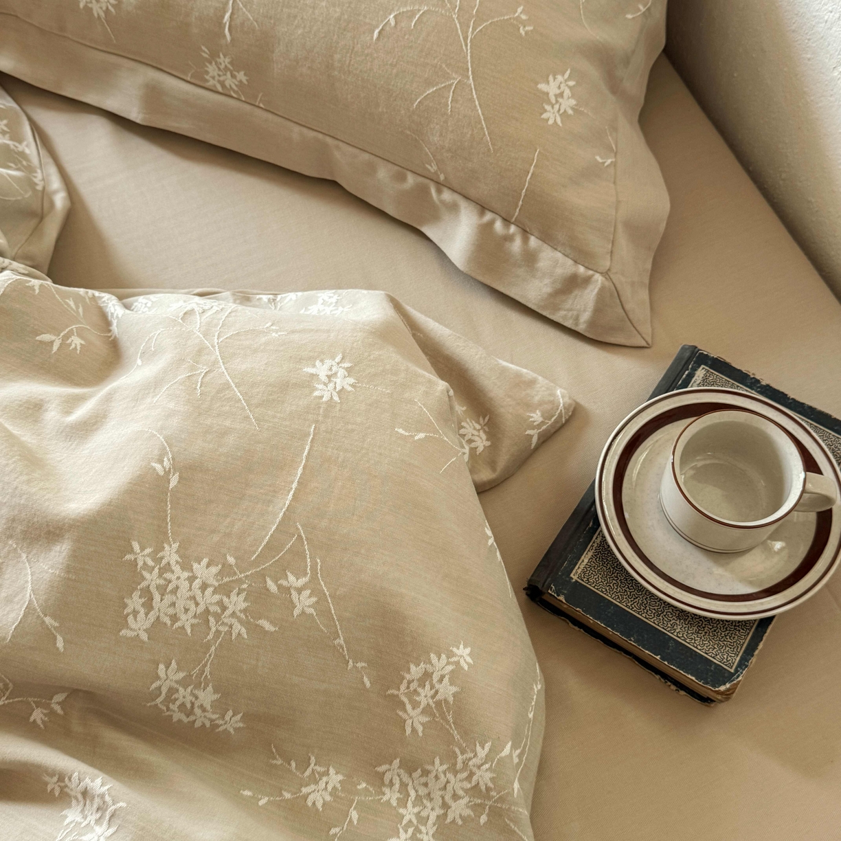 91家纺网 家纺一手货源 找家纺 云上 2025全棉提花床品系列·风铃 风铃-卡其