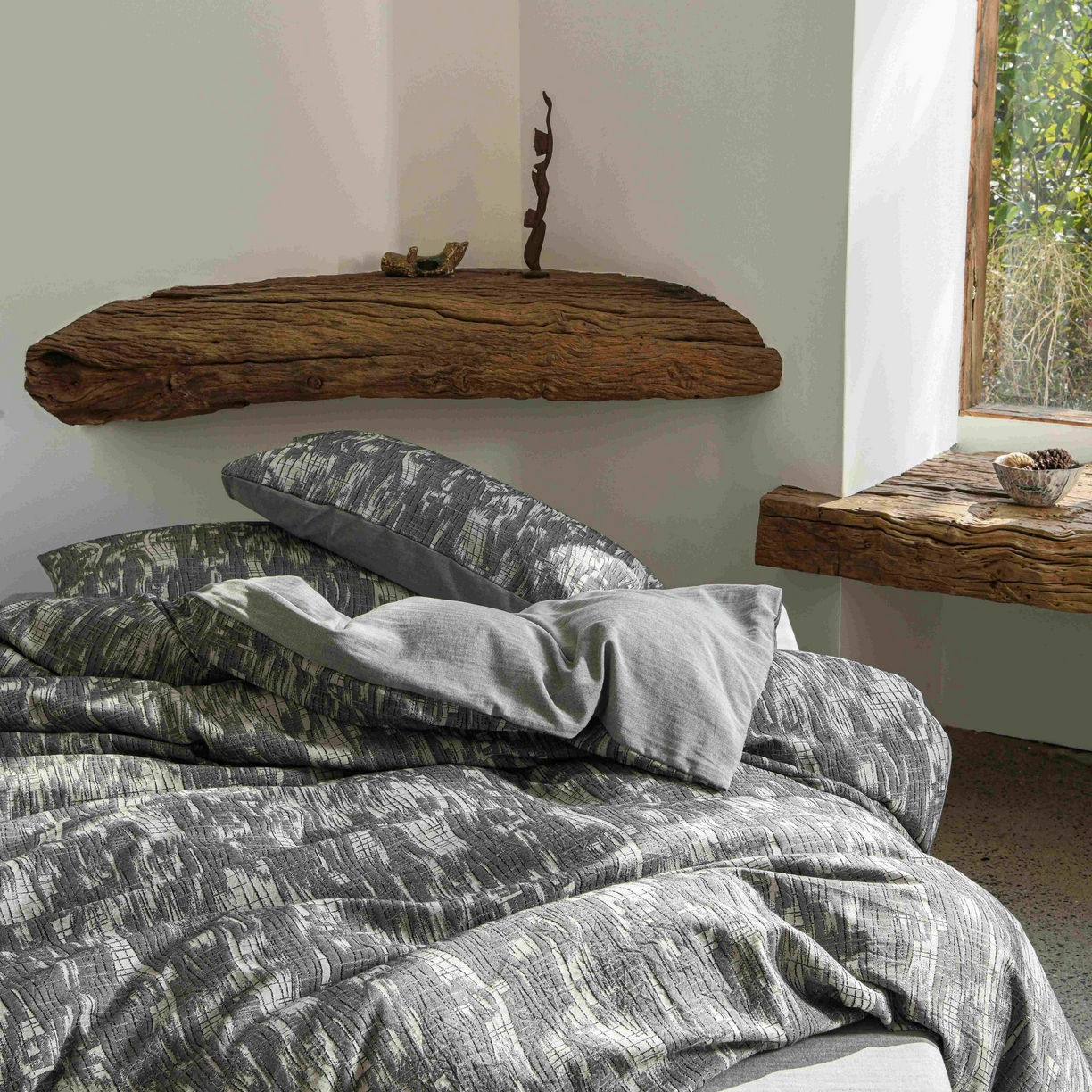 91家纺网 家纺一手货源 找家纺 云上 2025全棉色织大提花床品·侘寂潮汐   潮汐-黑灰