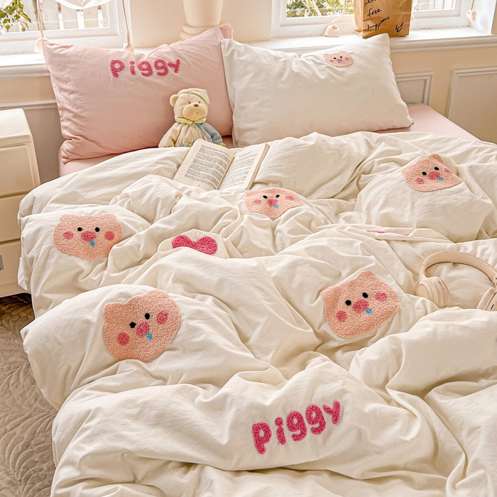 91家纺网 家纺一手货源 找家纺 海岛哥哥 2025新款云柔棉毛巾绣 四件套 毛巾绣-可爱小猪