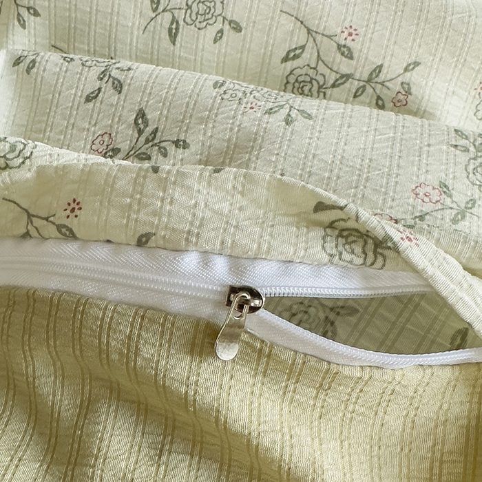 91家纺网 家纺一手货源 找家纺 王朝国际 2025新款直播热款有氧提花有氧双层纱碎花单被套 绿野仙踪