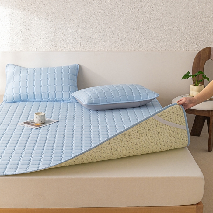 91家纺网 家纺一手货源 找家纺 欧邦 2025春夏新款四季款无印风纯色水洗棉床褥榻榻米床垫 床垫-天蓝