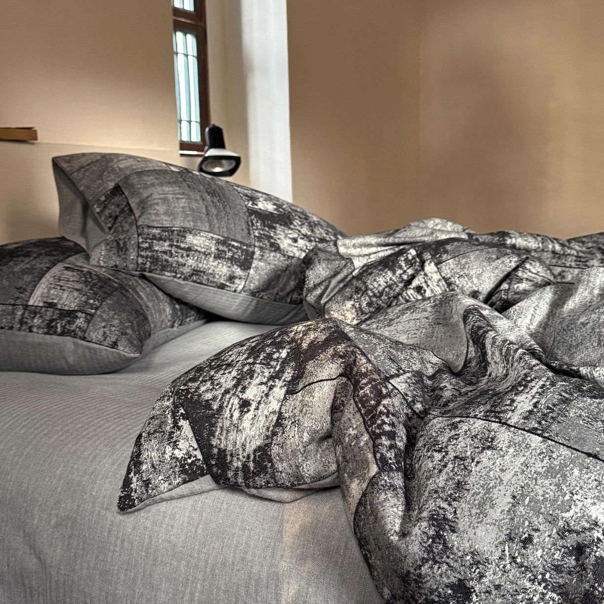 91家纺网 家纺一手货源 找家纺 （总）云上 2025全棉色织大提花床品·侘寂空间  