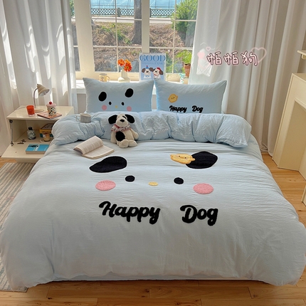 91家纺网 家纺一手货源 找家纺 （总）顾里家纺 2025新款甜系表情包云朵棉毛巾绣四件套