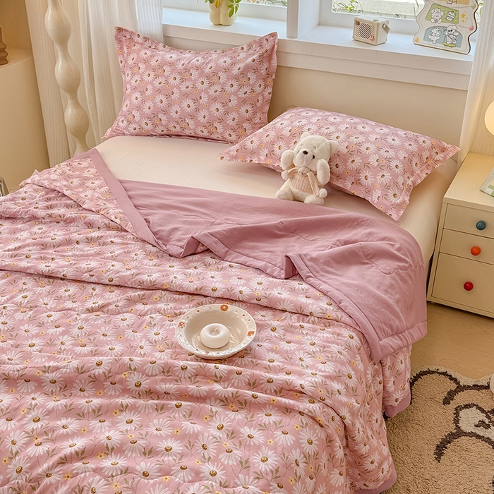 91家纺网 家纺一手货源 找家纺 雪鲨家纺  2025新款A类水洗棉夏被新疆棉花夏凉被空调被可机洗薄被子被芯 菊花粉